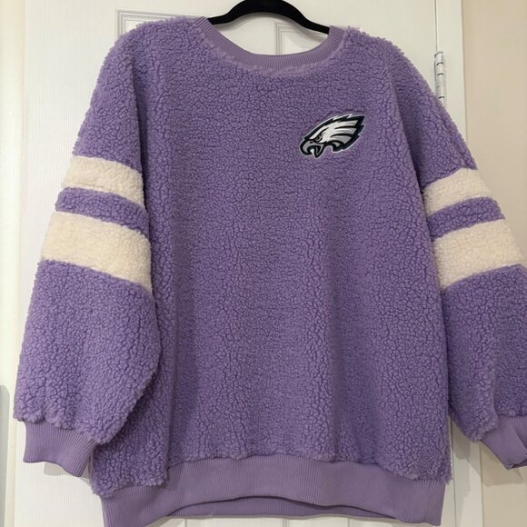 NWT Philadelphia Eagles 🦅 Women’s  Oversized Sweatshirt - Picture 1 of 5